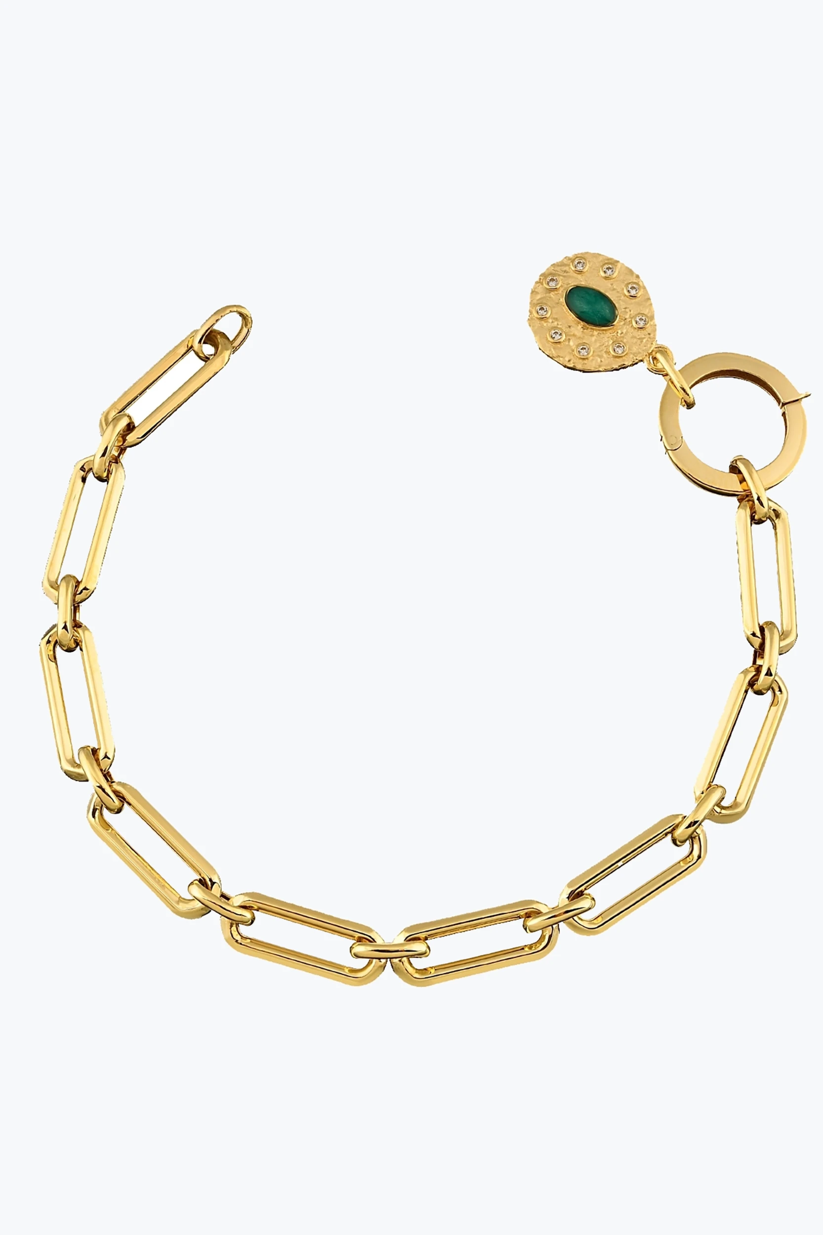 Oval Yeşil Taşlı Asimetrik Madalyon Uçlu Charm Bileklik 1 Oval Yeşil Taşlı Asimetrik Madalyon Uçlu Charm Bileklik 14 Ayar altın Charm Bileklik modelleri ve fiyatlarıdan bir ürünü